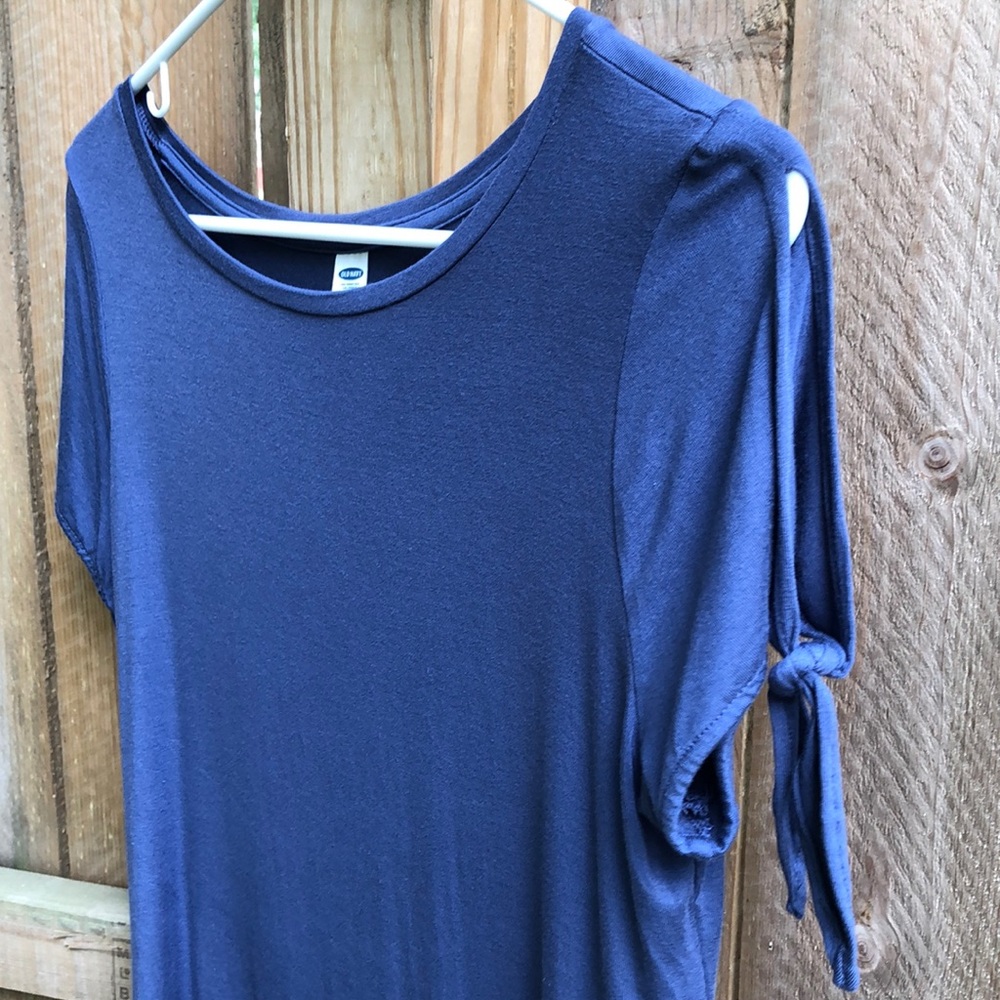 Old Navy Cold Shoulder Tee